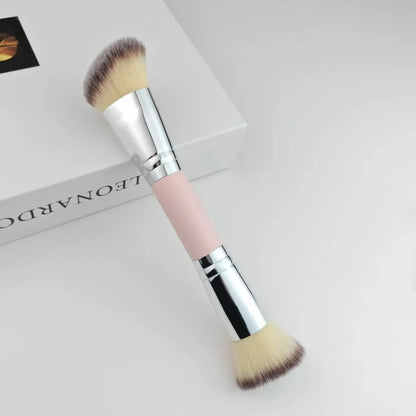 Facial Makeup Brush, a Portable Double-Headed Multi-Functional Makeup Brush, Foundation Brush, Contour Brush, Loose Powder Brush, Blush Brush, All-In-One Makeup Brush Suitable for Men and Women High Class Cosmetics