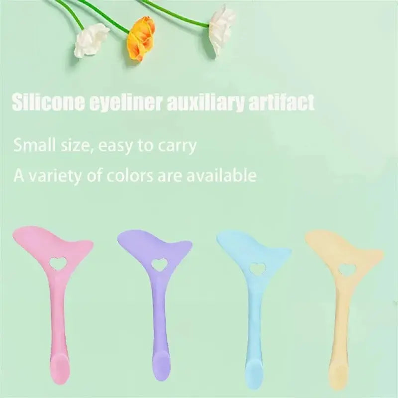 Wholesale  Multi-functional Eyeliner Stencil Wing Tips Silicone Eyeliner Aid Drawing Lipstick Wearing Aid Reusable Makeup Tools High Class Cosmetics